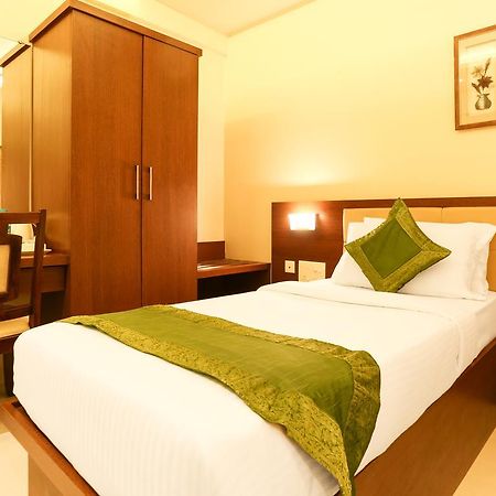 Treebo Trend Nayath Residency Udupi Buitenkant foto